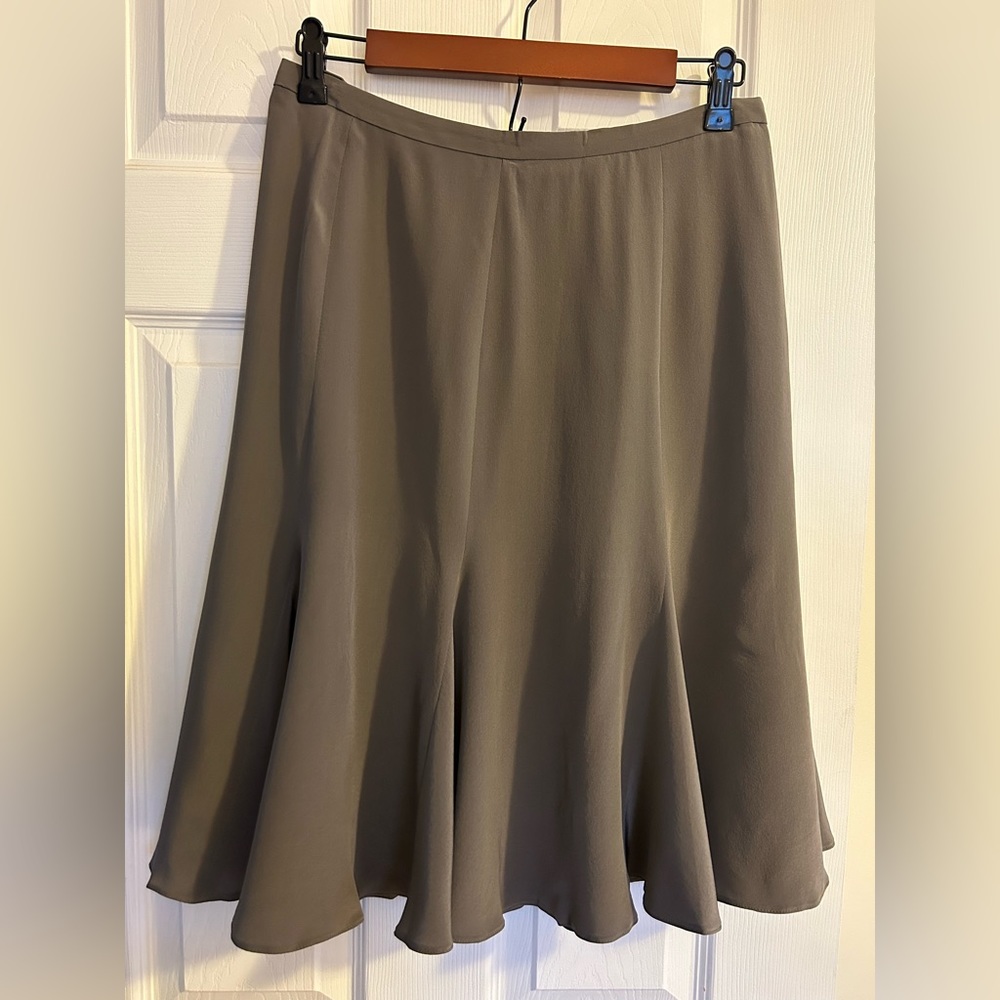 Giorgio Armani - Gray/Green skirt - Size 46